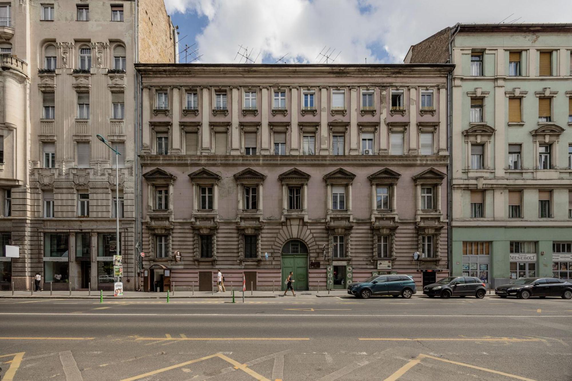 Spacious And Charming In The Centre Appartamento